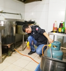 各地關(guān)于餐飲場所使用燃?xì)獾幕景踩? /></a> </figure>
              <div   id=